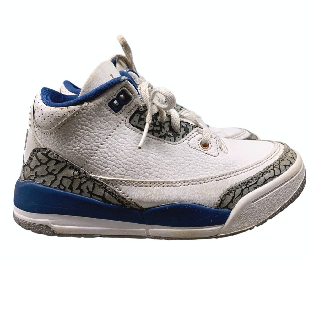 Air Jordan 3 Retro Wizards Sneakers Kids 1Y White Athletic Basketball Streetwear